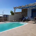 דירה Rania אפיארטיס